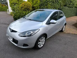 Silber Gebraucht 2008 Mazda 2 Independence Limousine | 4.150 € (Fairer Preis)
