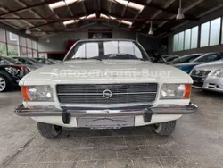 Weiß Gebraucht 1973 Opel Rekord Coupé | 7.990 €