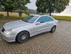 Silber Gebraucht 2004 Mercedes CLK500 AMG Coupé | 6.200 €
