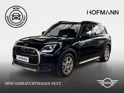 Midnight black metallic Gebraucht 2024 Mini Countryman Favoured SUV | 38.901 € (Superpreis)