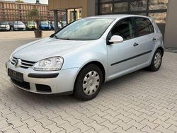 Silber Gebraucht 2006 VW Golf V Trendline Limousine | 900 € (Superpreis)
