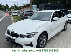 Weiß Gebraucht 2022 BMW 330e Sport Line Limousine | 21.990 € (Fairer Preis)