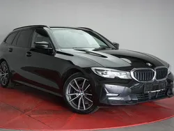 Black sapphire Gebraucht 2021 BMW 318 M Sport Kombi | 22.490 € (Fairer Preis)