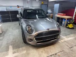Grau Gebraucht 2020 Mini ONE Kleinwagen | 13.990 € (Superpreis)
