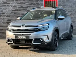 Lack grau artense/typ aussenve Gebraucht 2021 Citroën C5 Aircross Shine SUV | 26.400 € (Etwas zu teuer)