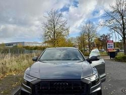 Grau Gebraucht 2022 Audi SQ8 Competition SUV | 71.000 € (Superpreis)