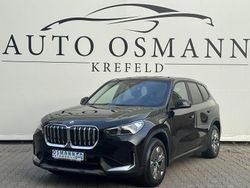 Black sapphire metallic Gebraucht 2023 BMW iX1 SUV | 32.650 € (Superpreis)