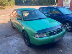 Grün Gebraucht 1999 Audi A3 Coupé | 1.700 € (Fairer Preis)