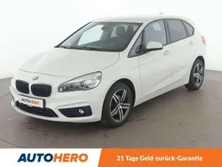 Alpinweiss iii Gebraucht 2015 BMW 218 Active Tourer Basis Van / Kleinbus | 14.590 € (Fairer Preis)