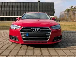 Rot Gebraucht 2017 Audi A4 Design Kombi | 20.900 € (Fairer Preis)