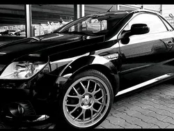 Schwarz Gebraucht 2006 Opel Tigra Cabrio | 1.999 € (Fairer Preis)