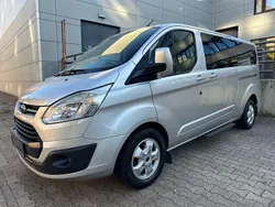 Silber Gebraucht 2016 Ford Tourneo Custom Van / Kleinbus | 17.980 € (Fairer Preis)