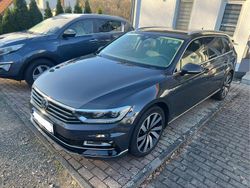 Grau Gebraucht 2015 VW Passat R-line Kombi | 12.800 € (Teuer)