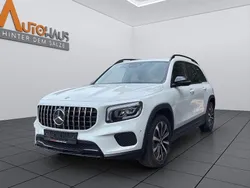 Weiß Gebraucht 2021 Mercedes GLB200 SUV | 30.290 € (Guter Preis)