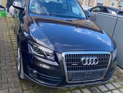 Grau Gebraucht 2011 Audi Q5 SUV | 9.500 € (Superpreis)