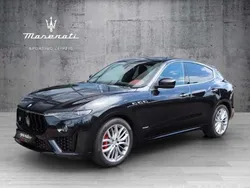 Nero assoluto Gebraucht 2021 Maserati Levante SUV | 77.777 €
