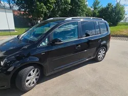 Schwarz Gebraucht 2013 VW Touran Life Van / Kleinbus | 6.800 € (Guter Preis)