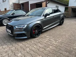 Grau Gebraucht 2018 Audi RS3 S-Line Kleinwagen | 29.500 €