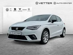 Weiß Gebraucht 2023 Seat Ibiza FR Limousine | 17.900 € (Guter Preis)