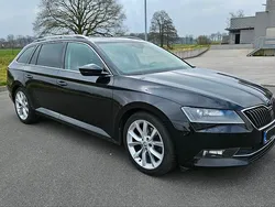 Schwarz Gebraucht 2016 Skoda Superb Style Kombi | 15.990 € (Fairer Preis)
