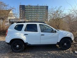 Weiß Gebraucht 2018 Dacia Duster Lauréate SUV | 8.999 € (Guter Preis)