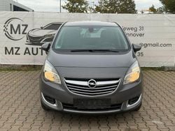 Grau Gebraucht 2016 Opel Meriva Innovation Van / Kleinbus | 7.490 € (Guter Preis)