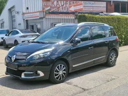 Schwarz Gebraucht 2015 Renault Scénic III Bose Edition Van / Kleinbus | 6.990 € (Fairer Preis)