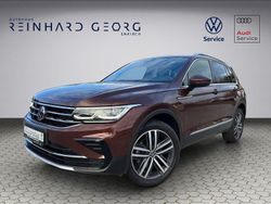 Braun Gebraucht 2021 VW Tiguan Elegance SUV | 33.450 € (Teuer)