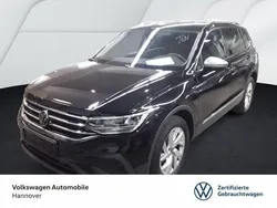 Deep black perleffekt Gebraucht 2024 VW Tiguan Allspace Life SUV | 34.790 € (Guter Preis)