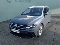 Grau Gebraucht 2022 VW Tiguan R-line SUV | 39.156 € (Etwas zu teuer)