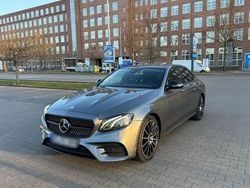 Grau Gebraucht 2016 Mercedes E220 Limousine | 19.999 €