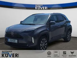 Grau Neu 2025 Toyota Yaris Cross Active SUV | 24.950 €