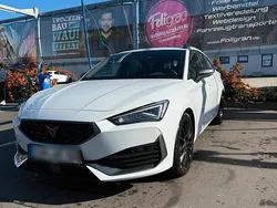 Weiß Gebraucht 2022 Cupra Leon Kombi | 29.999 € (Guter Preis)