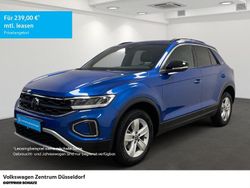 Blau Gebraucht 2025 VW T-Roc Life SUV | 24.990 € (Fairer Preis)
