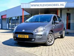 Grau Gebraucht 2012 Fiat Punto Evo Easy Kleinwagen | 2.750 € (Fairer Preis)