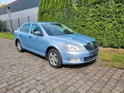 Blau Gebraucht 2011 Skoda Octavia Limousine | 3.900 € (Guter Preis)