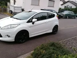 Weiß Gebraucht 2012 Ford Fiesta Sport Kleinwagen | 5.100 € (Fairer Preis)