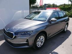 Grau Neu 2025 Skoda Octavia Selection Kombi | 33.790 € (Guter Preis)