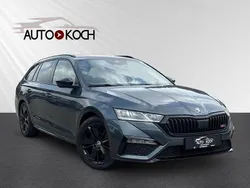Grau Gebraucht 2021 Skoda Octavia RS Kombi | 27.990 € (Guter Preis)
