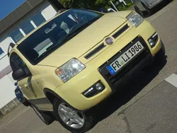 Gelb Gebraucht 2010 Fiat Panda 4x4 Climbing Kleinwagen | 6.200 €