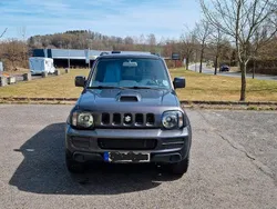 Grau Gebraucht 2009 Suzuki Jimny SUV | 5.990 € (Fairer Preis)