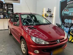 Rot Gebraucht 2008 Peugeot 206 Kleinwagen | 1.600 € (Fairer Preis)