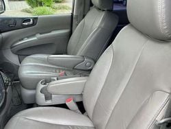 Gebraucht 2008 Kia Carnival EX Van / Kleinbus | 4.700 € (Teuer)