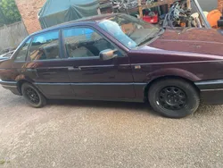 Violet Gebraucht 1993 VW Passat Trendline Limousine | 1.200 €