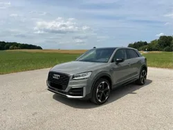 Grau Gebraucht 2018 Audi Q2 Edition .1 SUV | 23.490 €