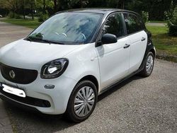 Weiß Gebraucht 2019 Smart ForFour Kleinwagen | 7.500 € (Fairer Preis)