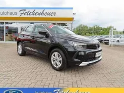 Diamnatschwarz Gebraucht 2024 Opel Grandland X SUV | 22.950 € (Guter Preis)