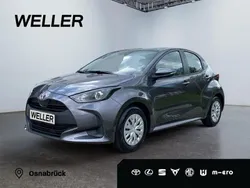Grau Gebraucht 2023 Toyota Yaris Comfort Kleinwagen | 14.990 € (Fairer Preis)