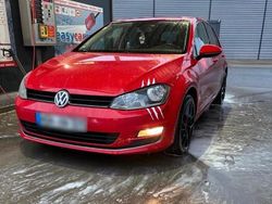 Rot Gebraucht 2016 VW Golf VII Allstar Kleinwagen | 10.499 € (Fairer Preis)