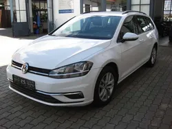 Pure white Gebraucht 2019 VW Golf VII Comfortline Kombi | 11.500 € (Superpreis)
